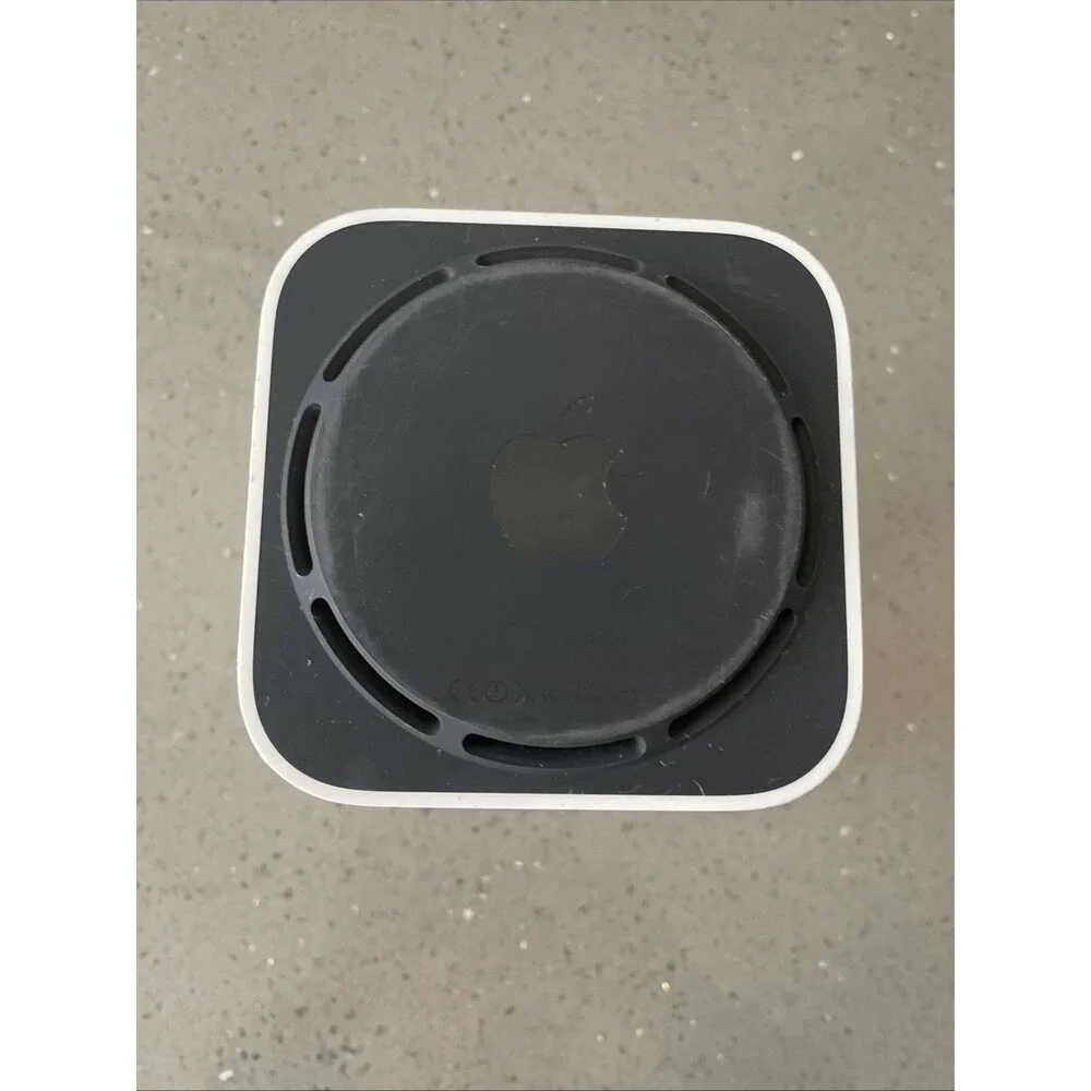 Apple AirPort Extreme Base Station A1521 NO Power cable white